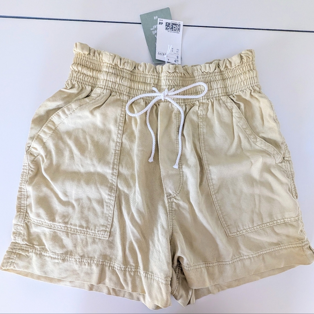 H&M Paperbag Shorts Small NWT Tencel Lyocell Yellow High Waist Drawstring